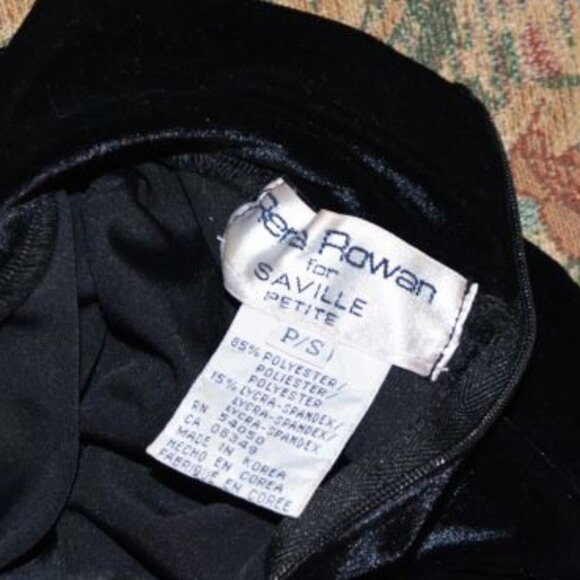 Vintage Rena Rowan for Saville Petite Black Velvet Mock Turtleneck sweater - Picture 5 of 5